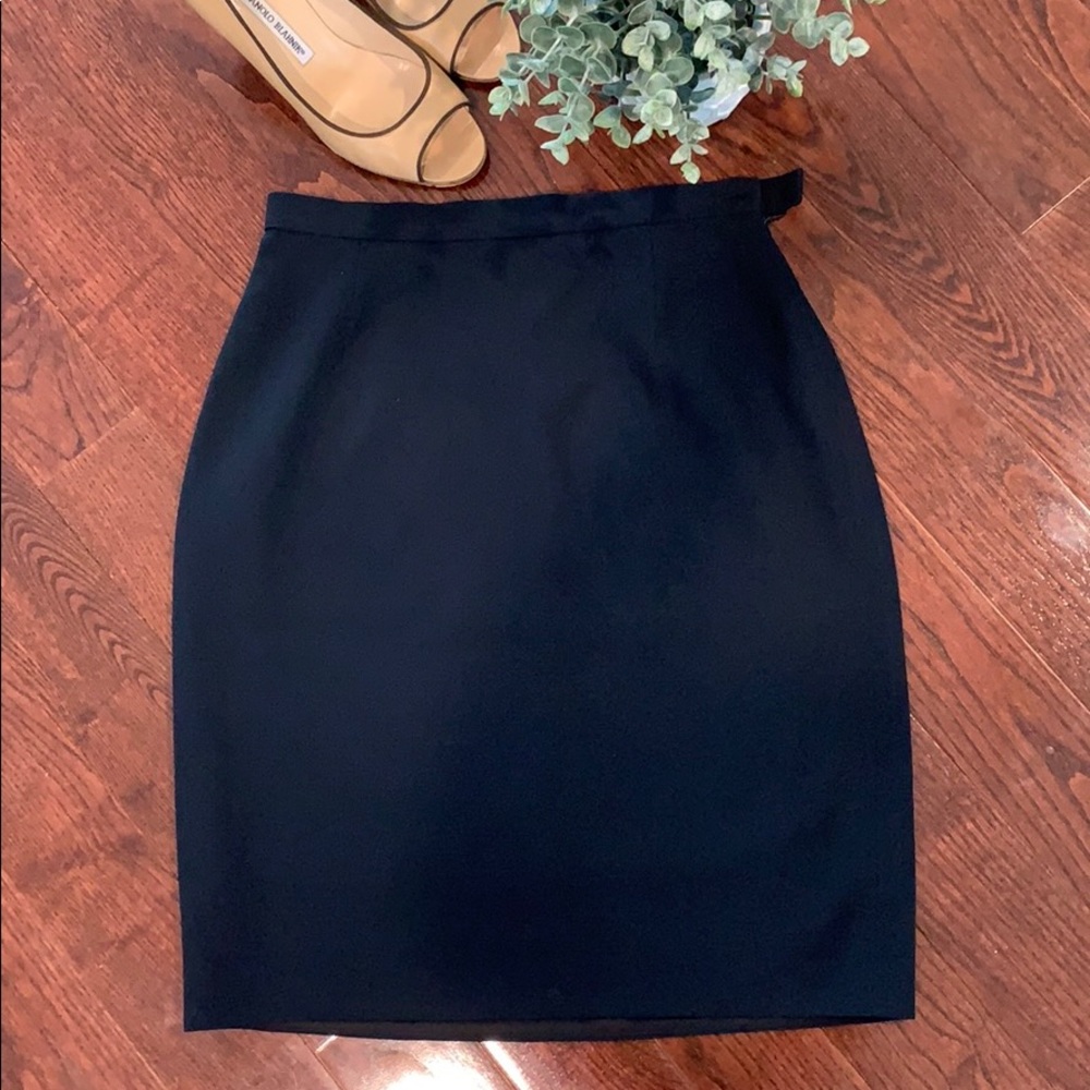 GIORGIO ARMANI Wool Pencil Skirt